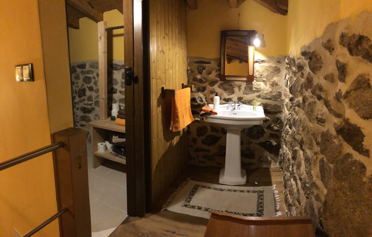 Apartamentos Rurales A Torre Porquera Eksteriør billede