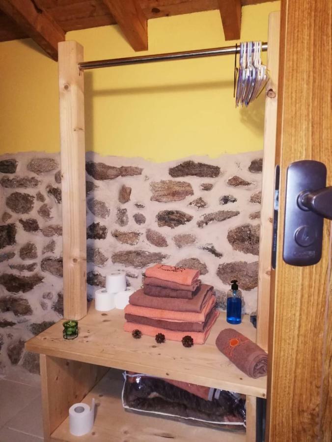 Apartamentos Rurales A Torre Porquera Eksteriør billede